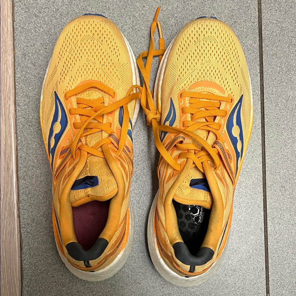 Saucony Triumph Sneakers